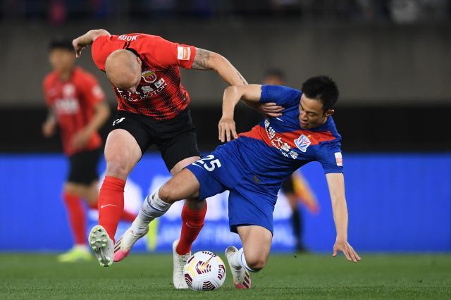 九游体育在线-海港一人激活全队！进球+屡造威胁谁说他不行？